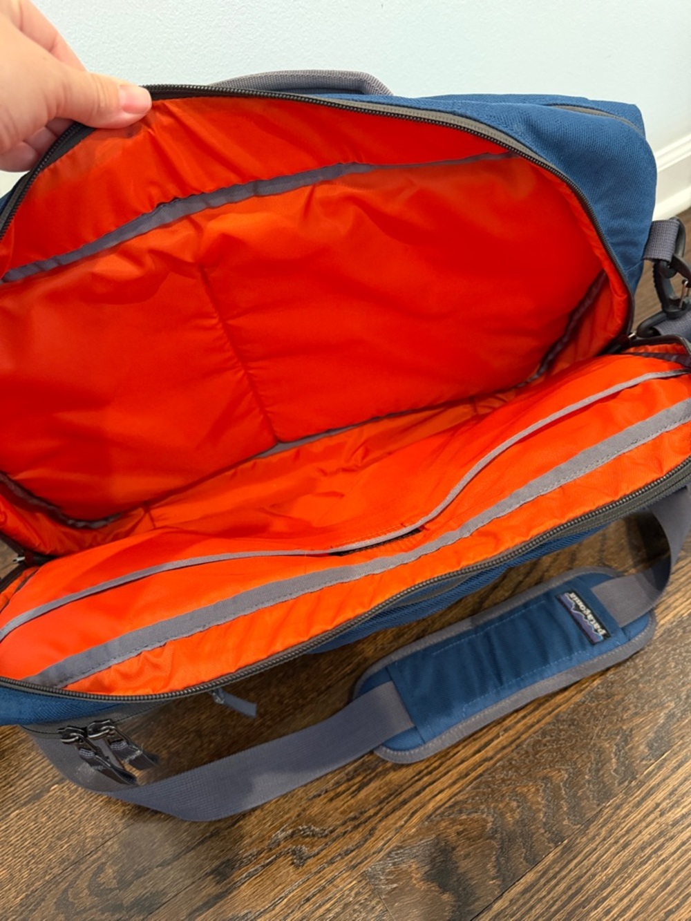 Patagonia Transport Shoulder Bag 26L messenger laptop travel bag - Picture 6 of 11